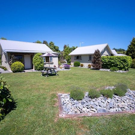 Blue Thistle Cottages Te Anau Kültér fotó