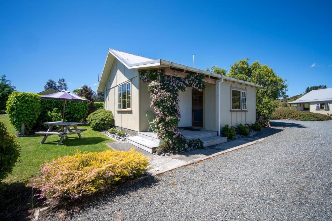 Blue Thistle Cottages Te Anau Kültér fotó