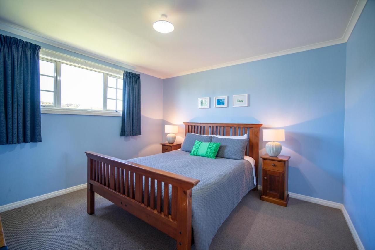 Blue Thistle Cottages Te Anau Kültér fotó